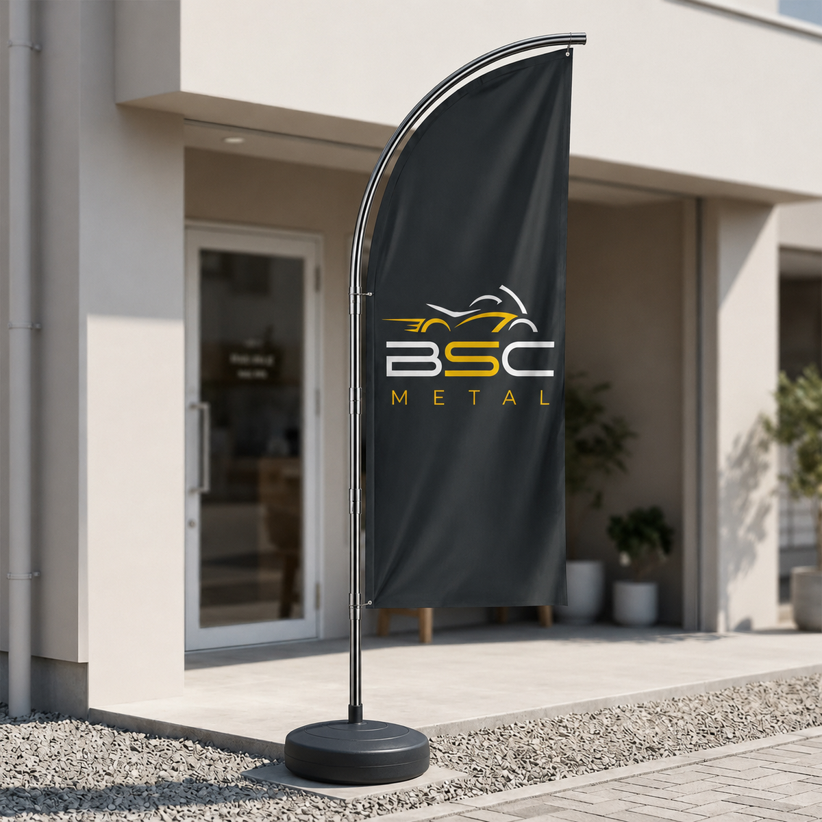 Haste Wind Banner instalada em fachada